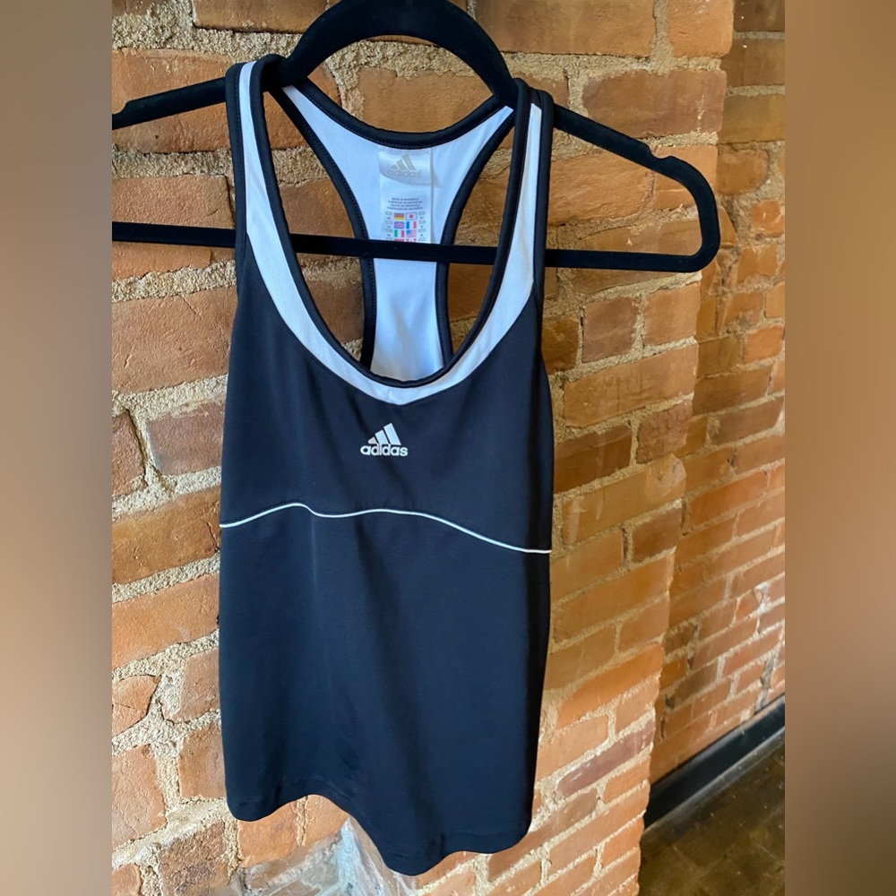 Adidas Racerback - Picture 2 of 3